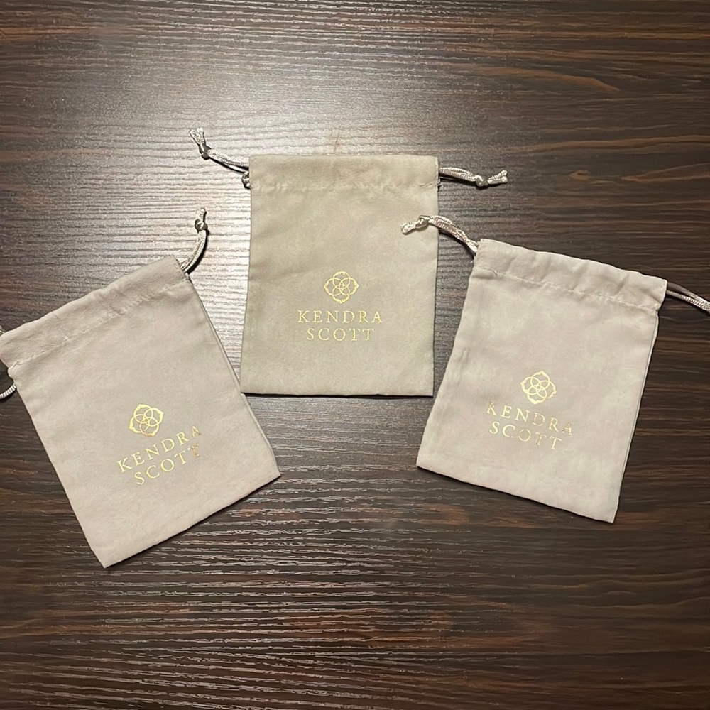 (3) Gray Kendra Scott dust bags